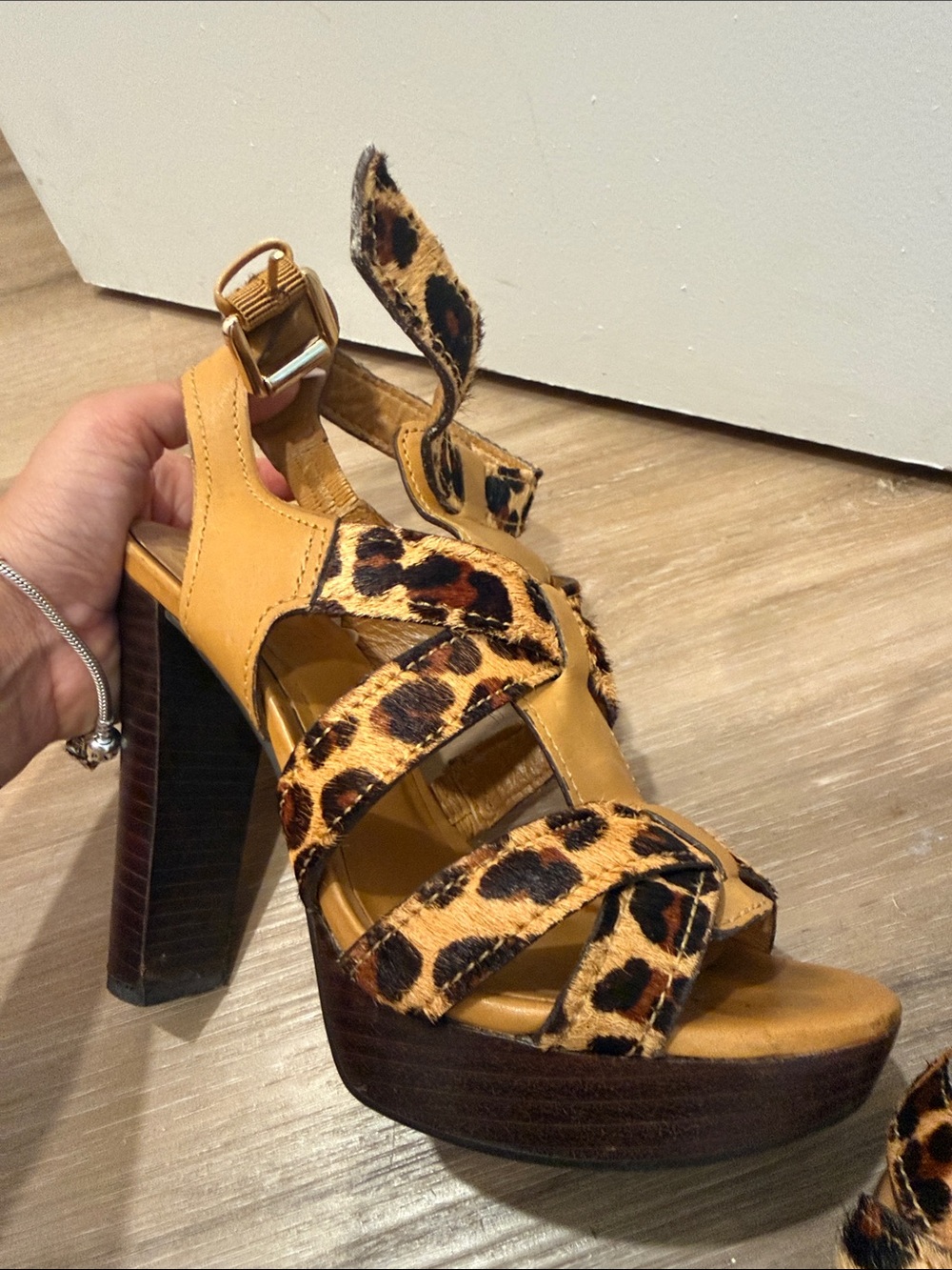 Minelli Leopard-Print Tan Platform Sandals